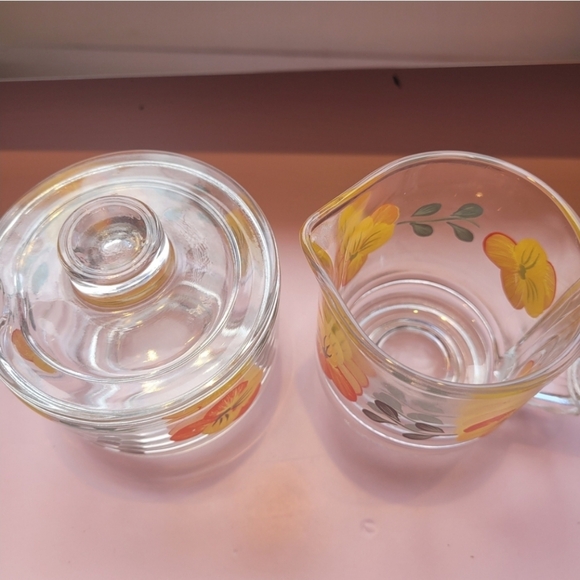 Cute painted pansy cream and sugar - Picture 3 of 11